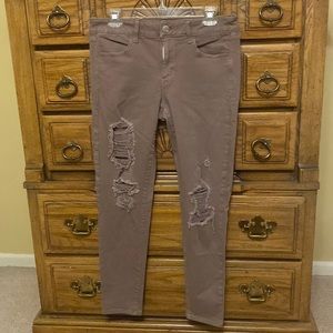 American Eagle Outfitters Super Stretch Ripped Jean Jegging Plum Size 12 Regular